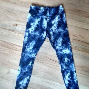 Blue the dye leggings